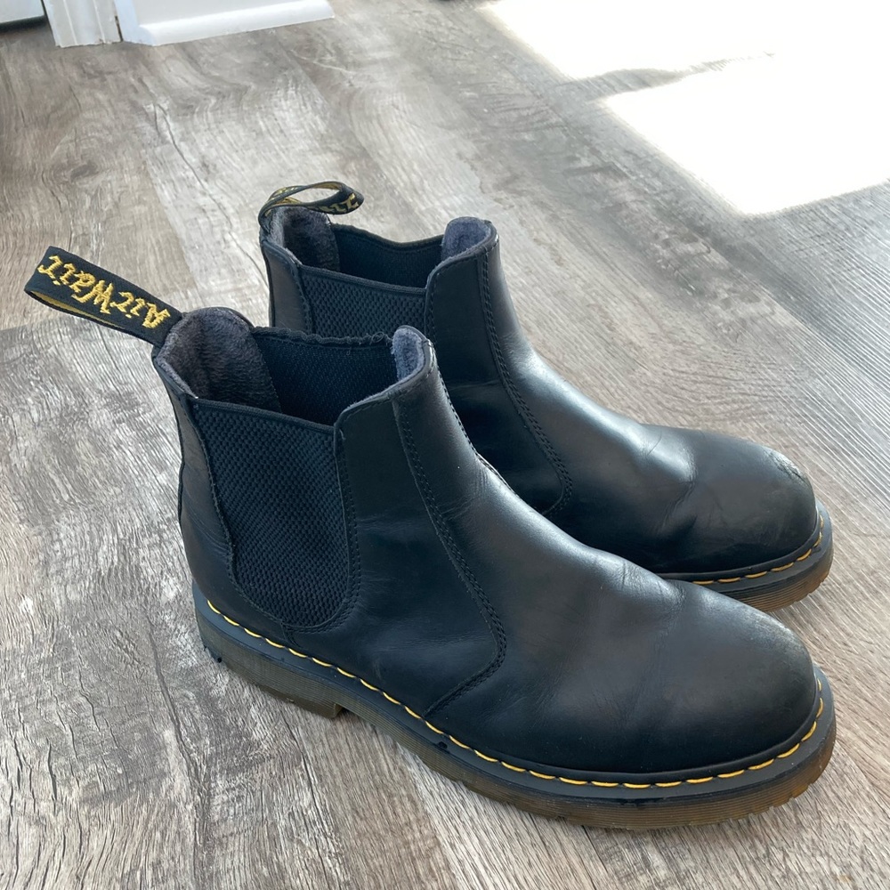 doc marten’s 2976 wintergrip chelsea boots